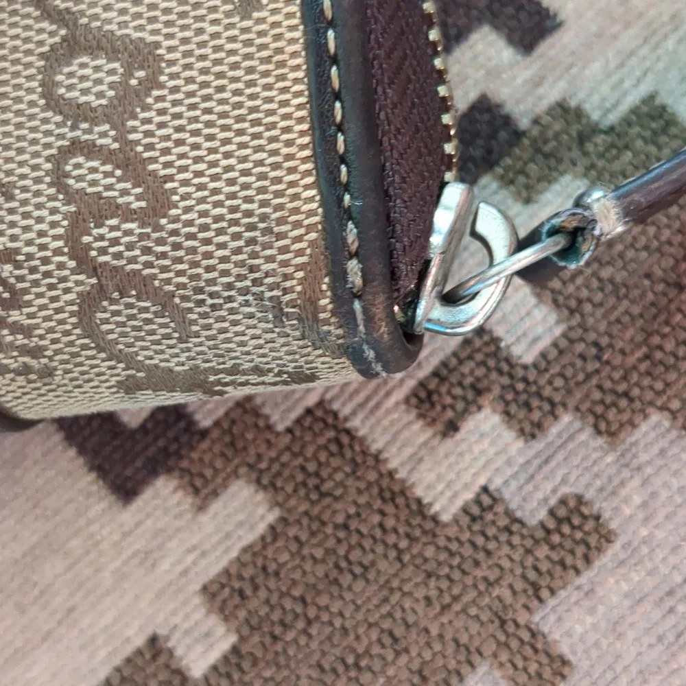 Coach Chelsea Horse And Carriage Wallet
